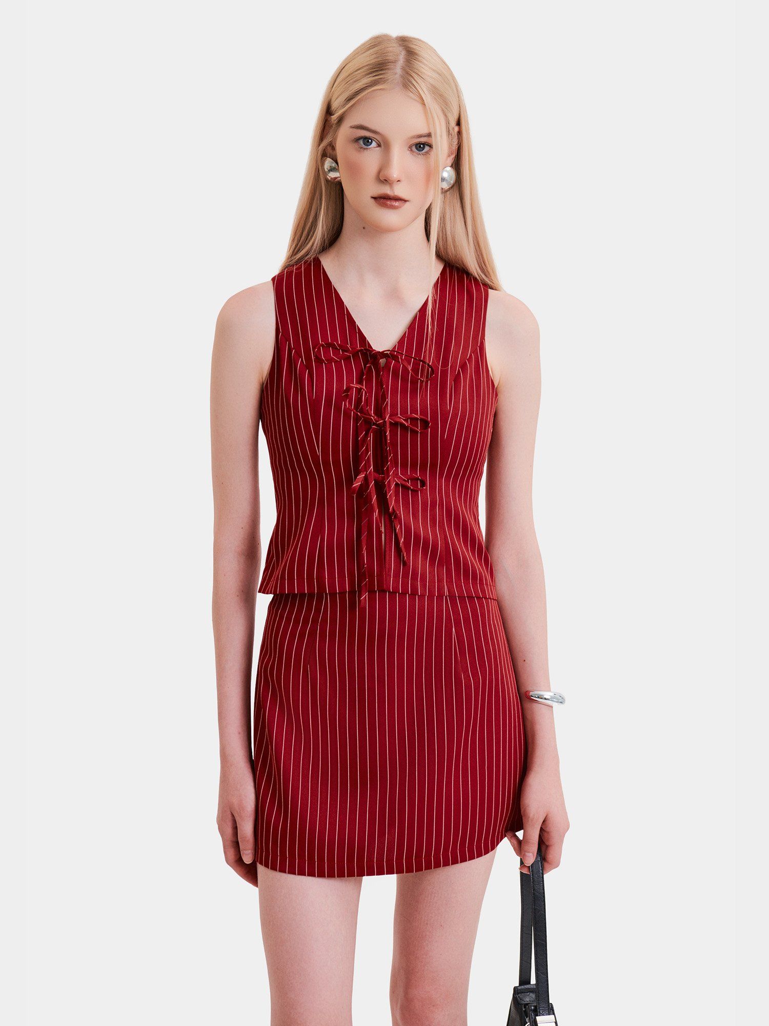  Váy skort cơ bản kẻ sọc 