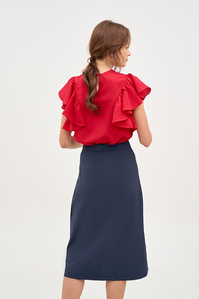 Áo linen mỏng cổ tròn nhấn bèo tay