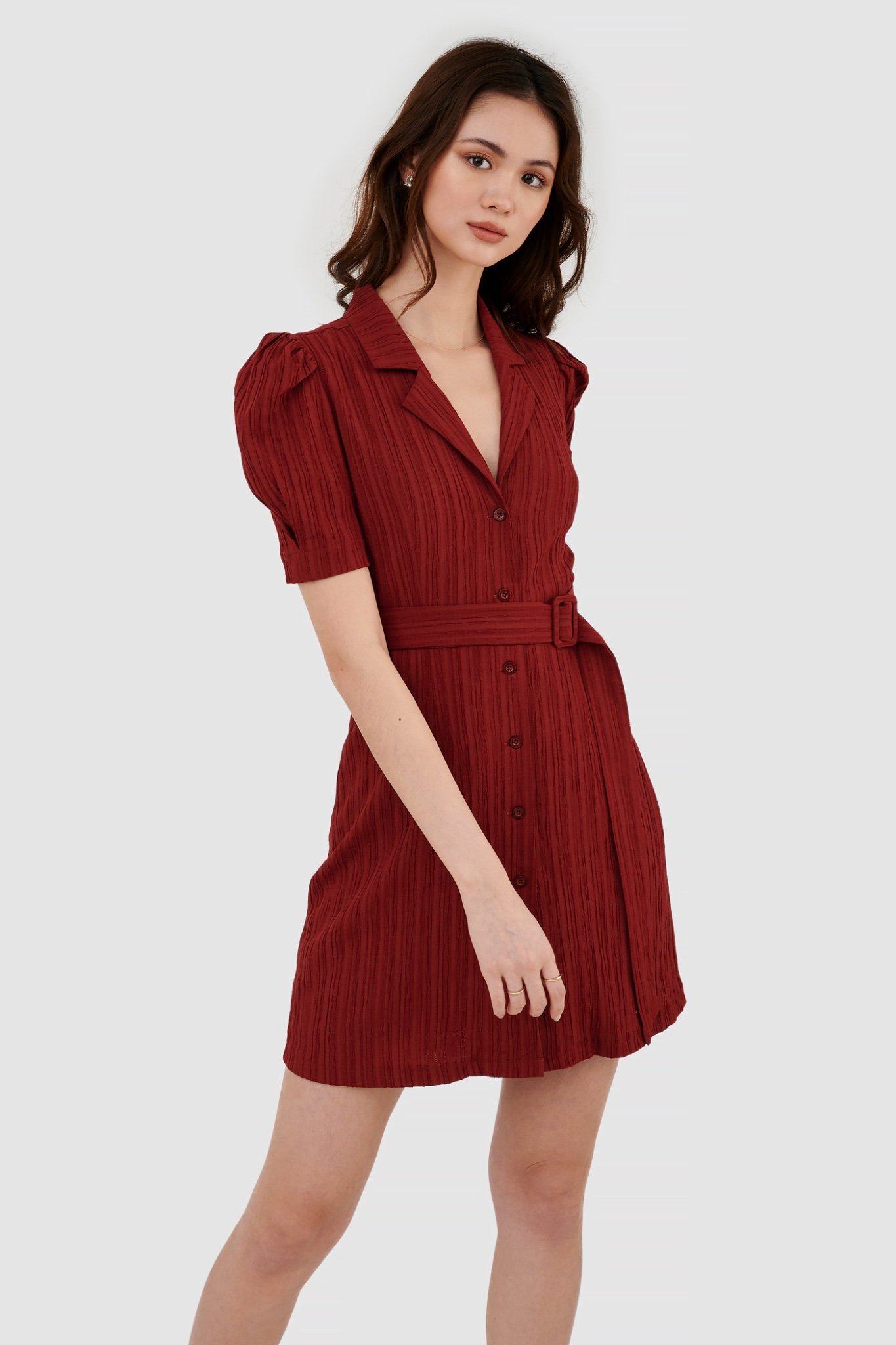 Đầm sơ mi cổ danton kèm nịt
