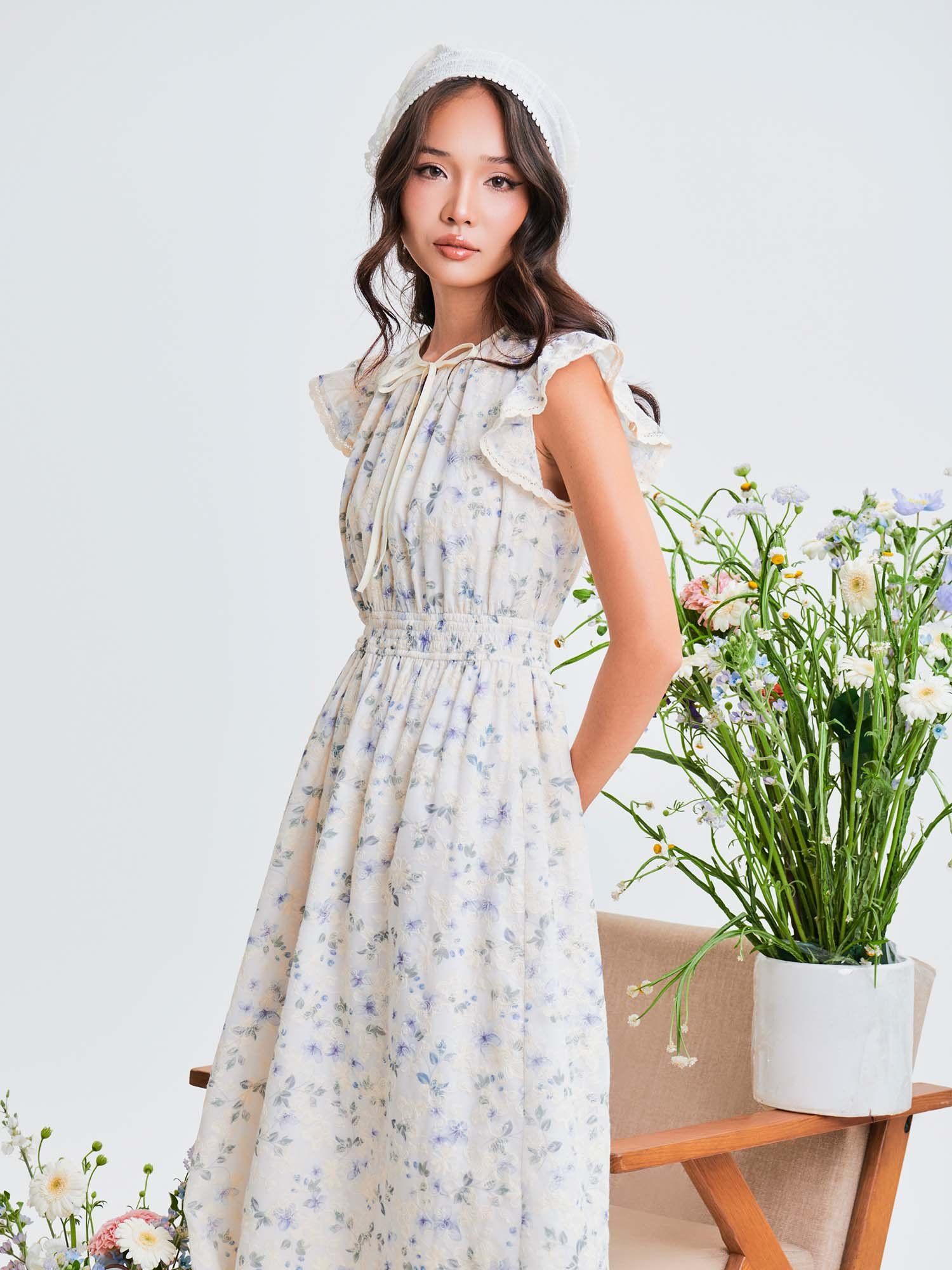  Đầm midi tơ thêu tay cánh tiên thắt nơ cổ nhún thun eo 