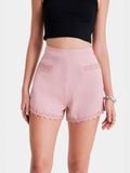  Quần short 2 túi trước phối ren hoa 