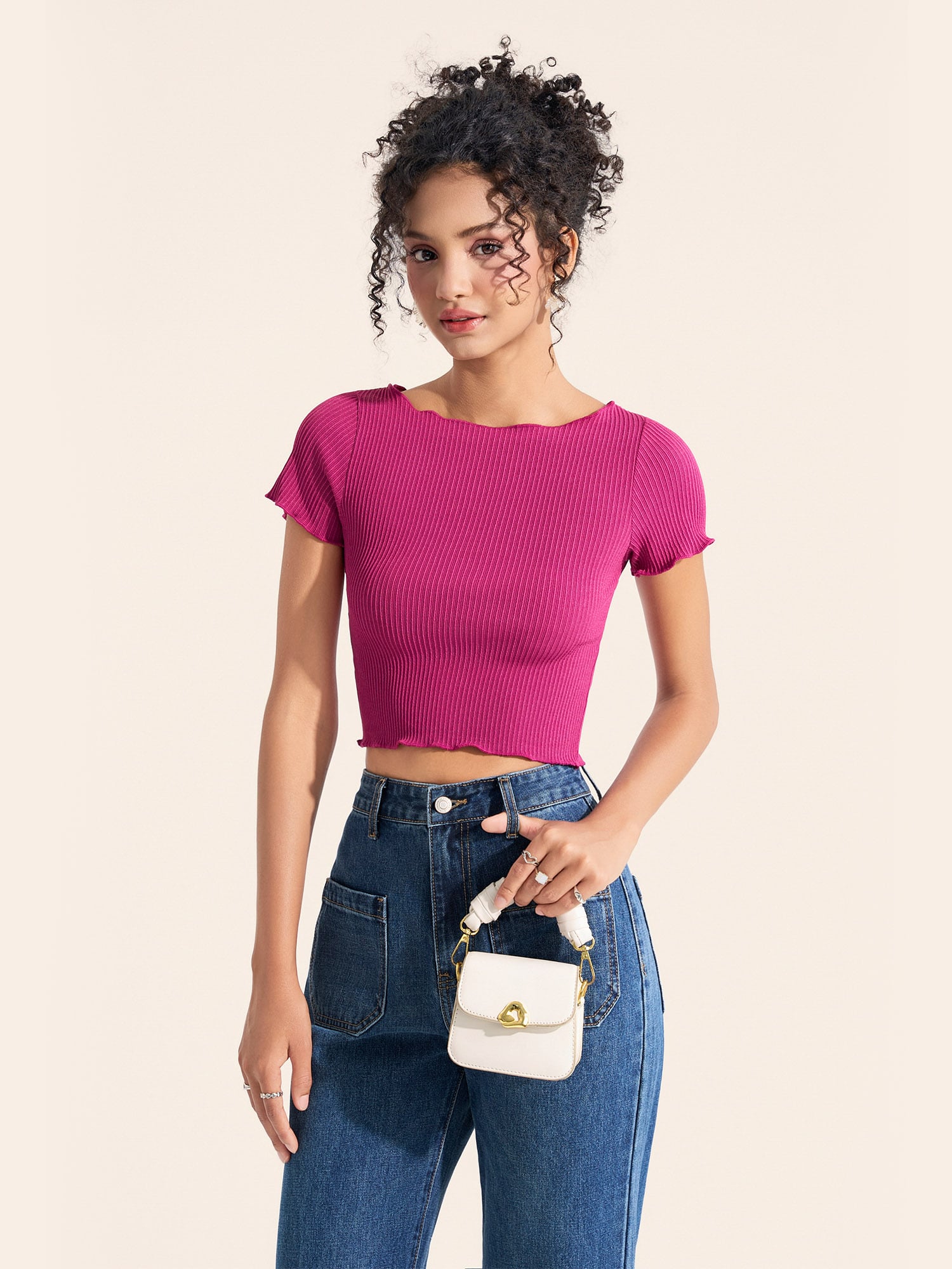 Áo thun gân croptop tay ngắn cuốn biên