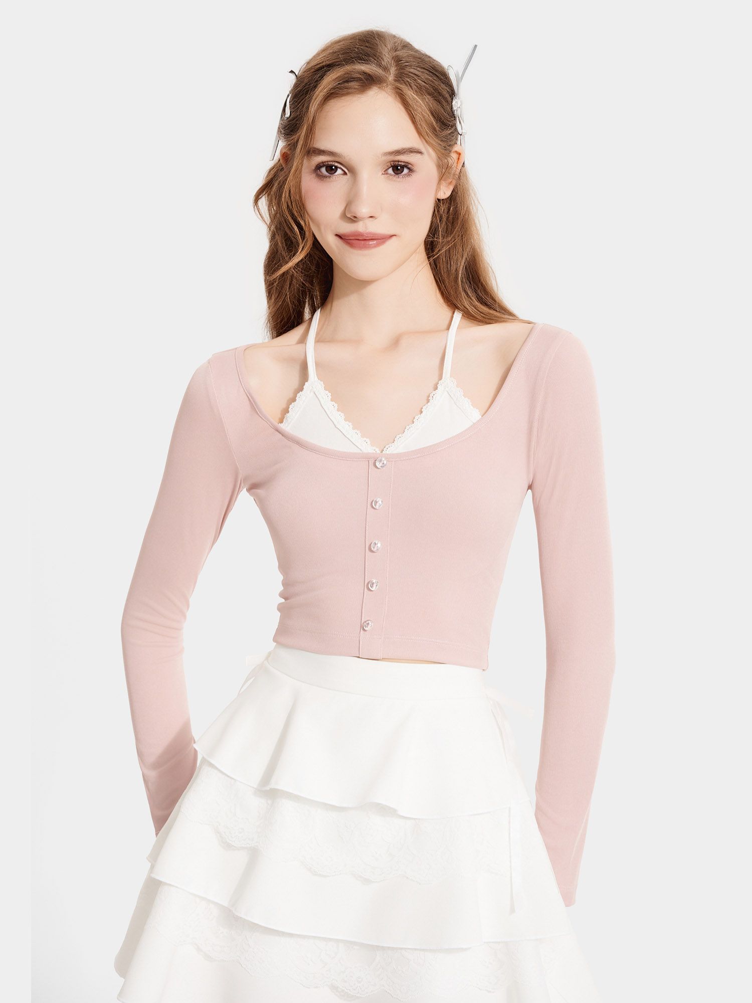  Áo thun croptop form ôm tay dài cột dây sau 