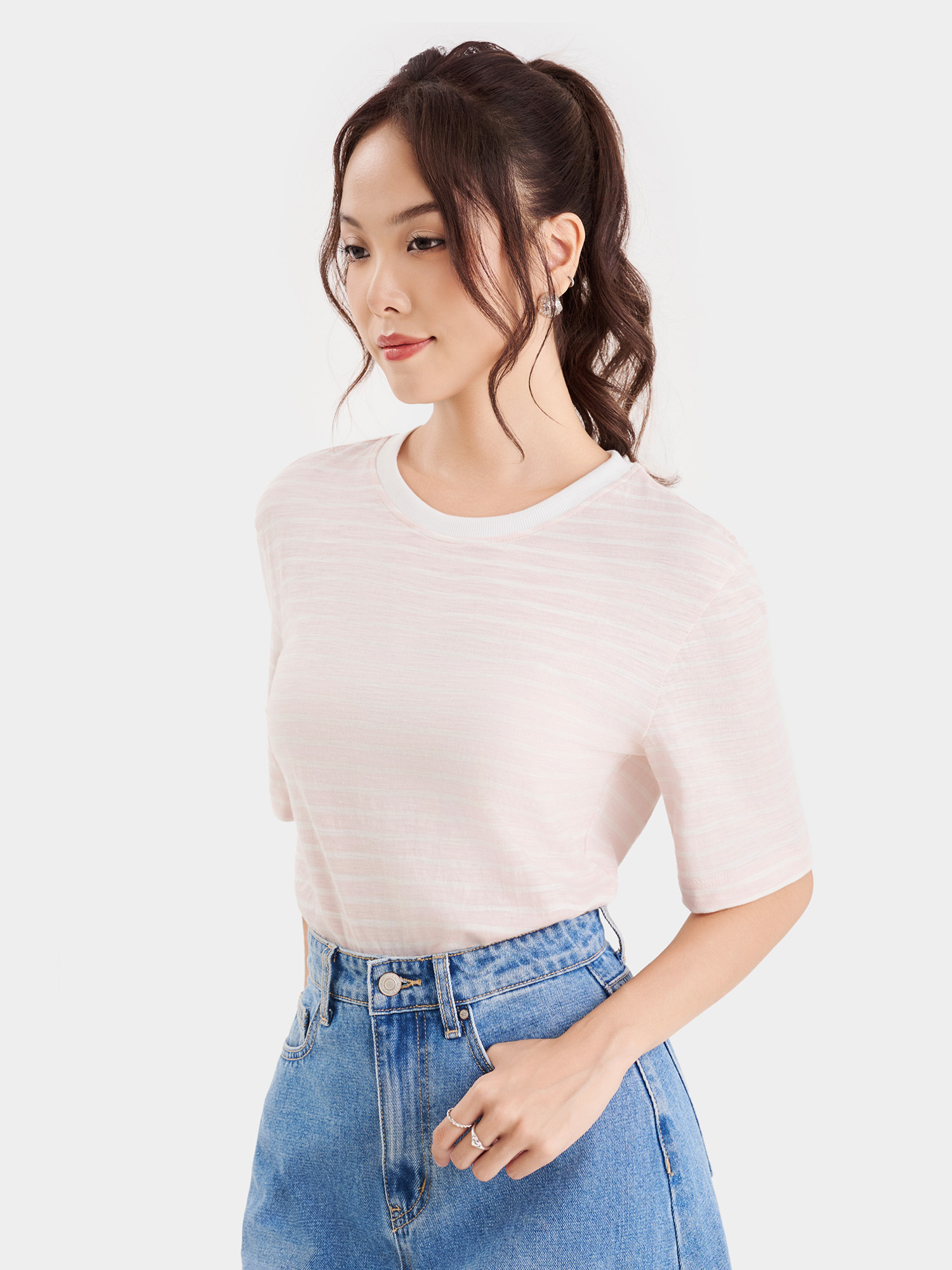 Áo thun sọc tay ngắn