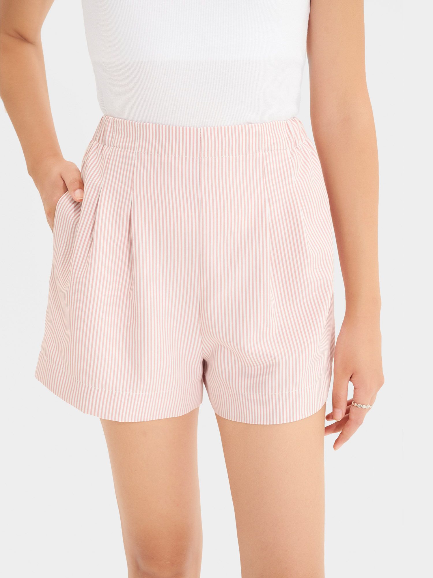  Quần short cơ bản lưng thun 