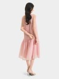  Đầm midi form suông sát nách thắt nơ lưng 