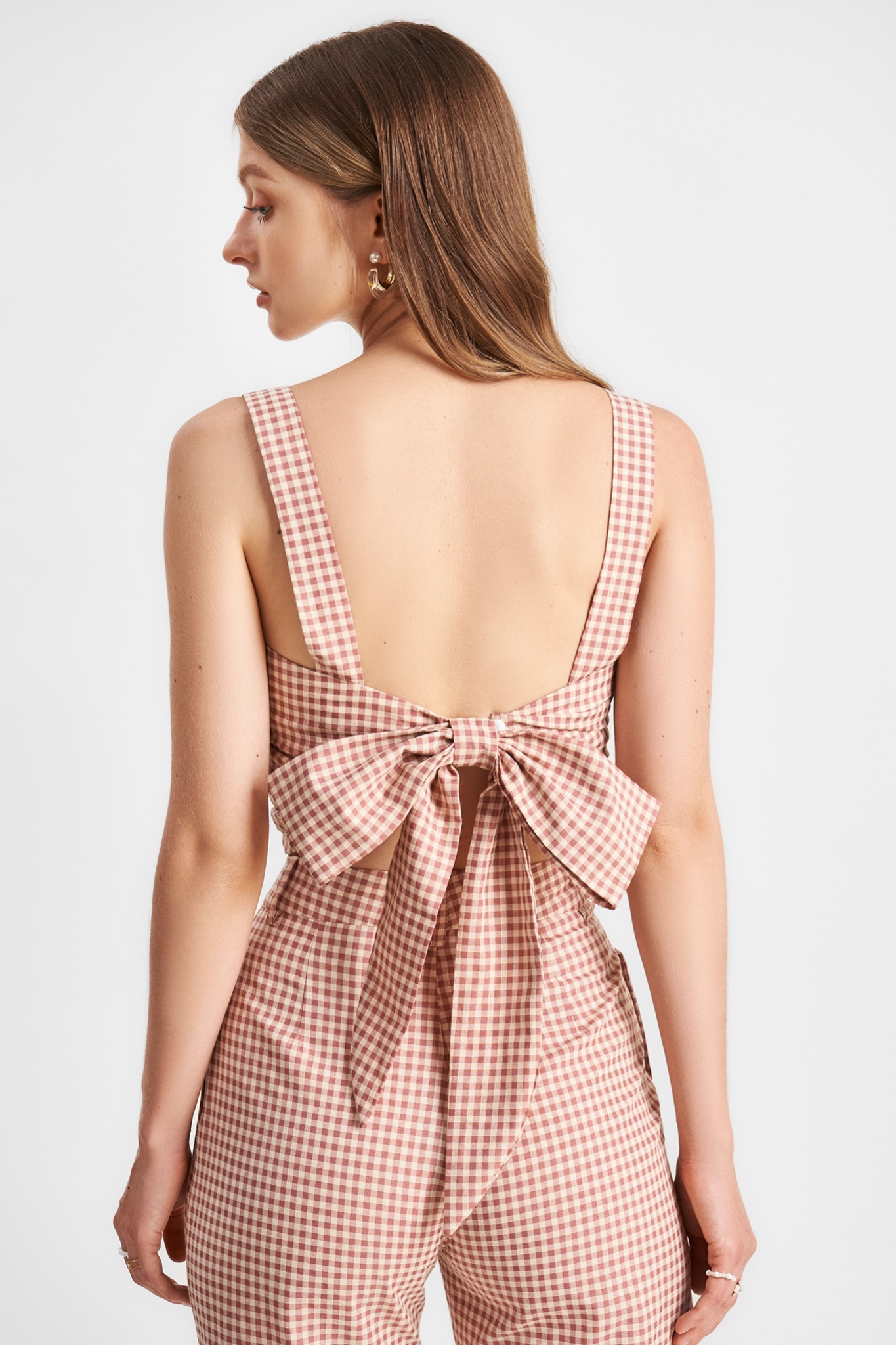 Áo crop top gingham nơ sau