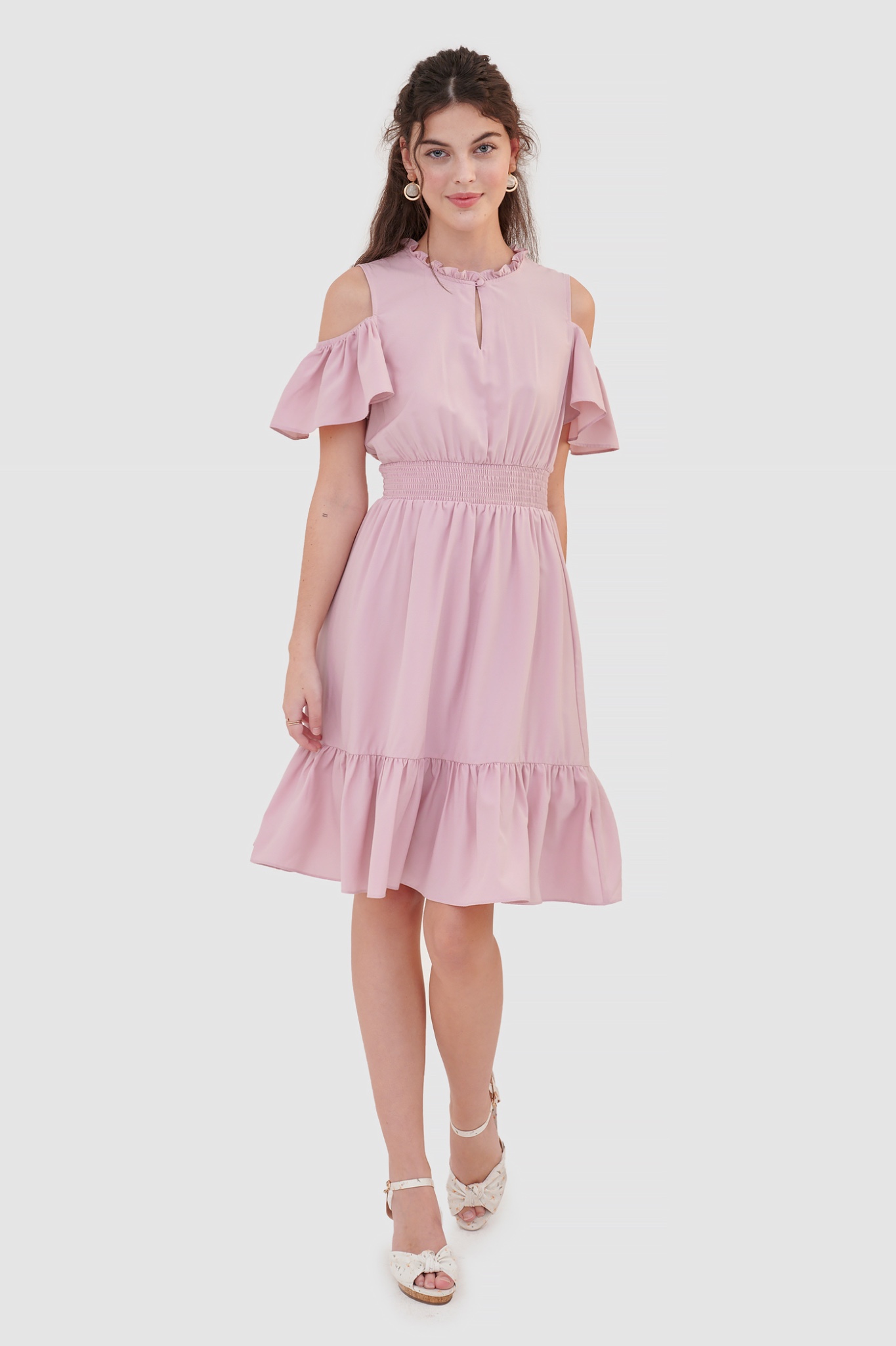 Đầm cutout vai smocking eo