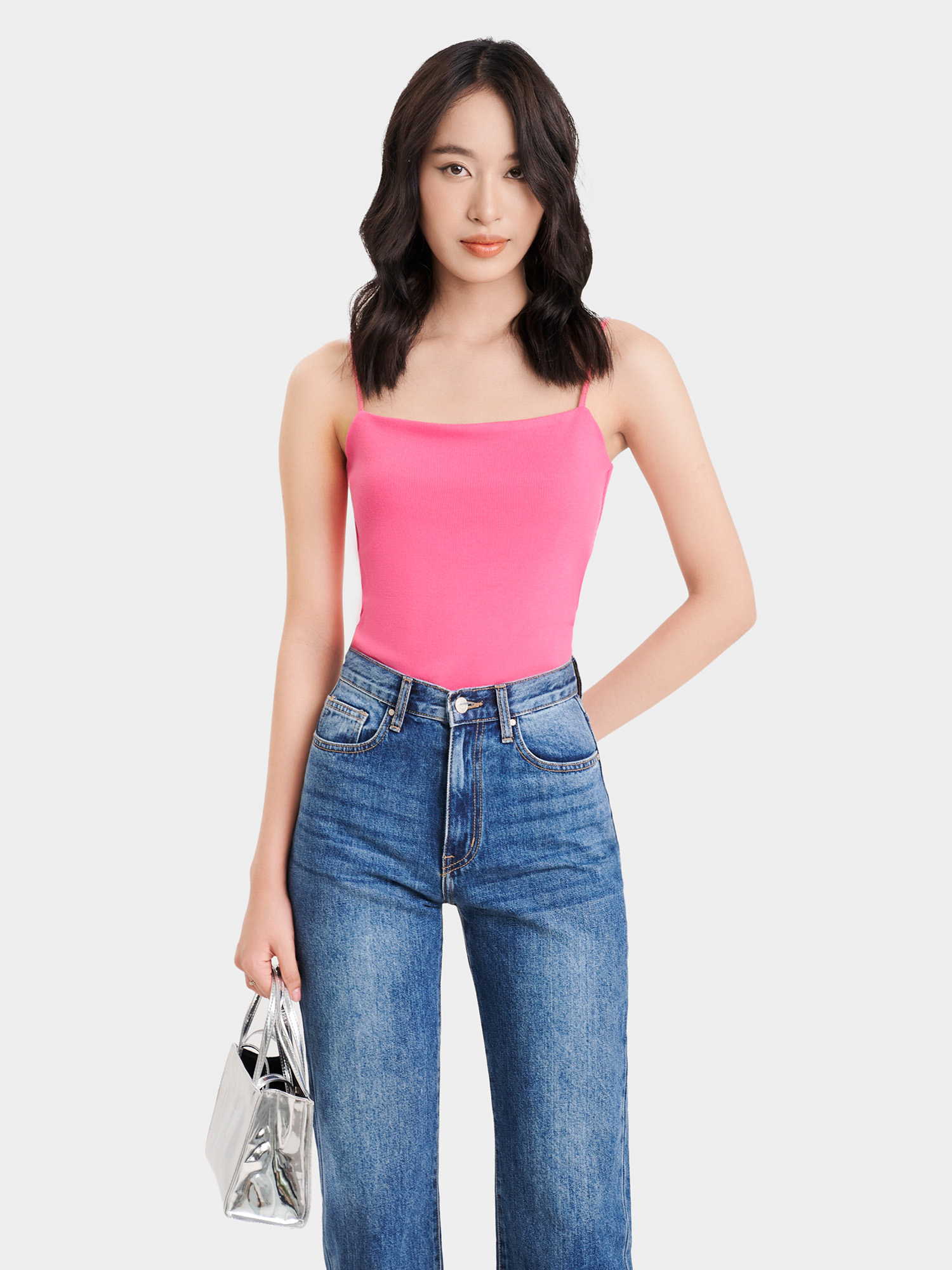 Áo thun ôm 2 dây cơ bản