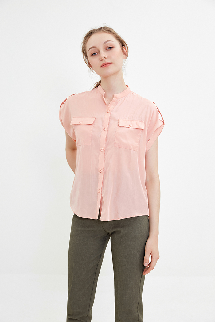 Áo cotton nhẹ cổ trụ 2 túi
