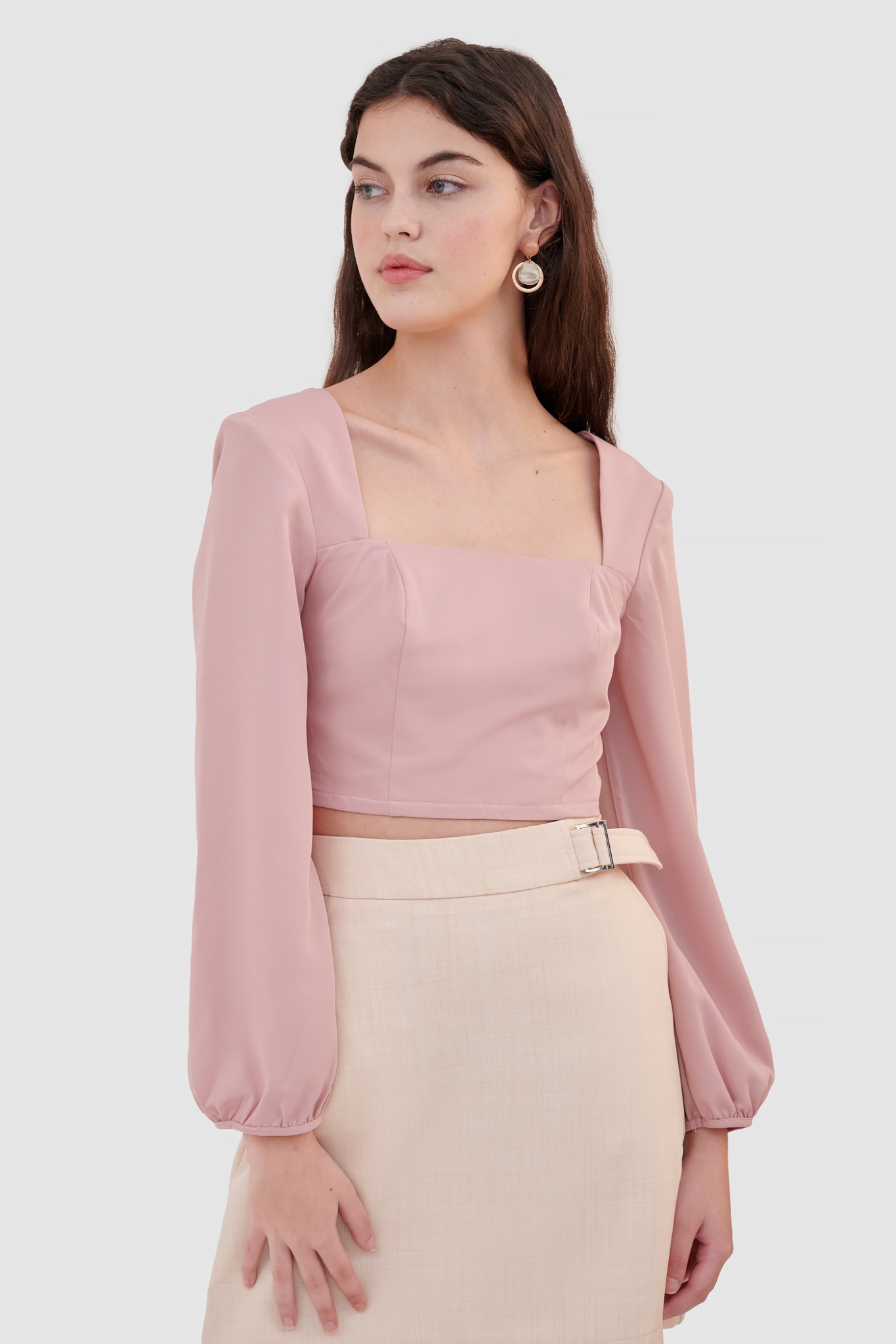 Áo croptop cổ vuông smocking lưng