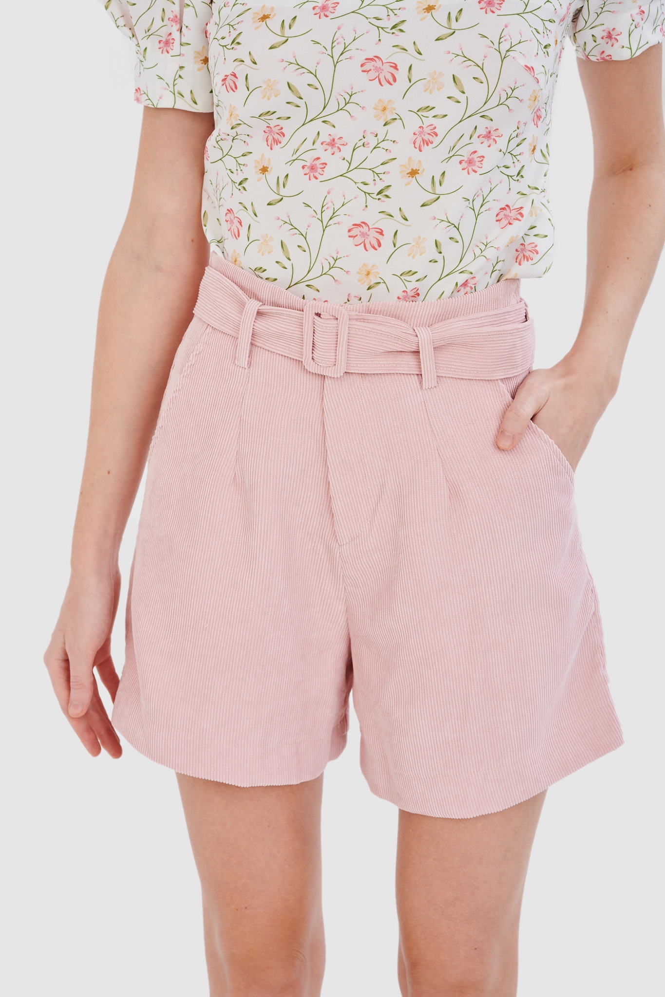 Quần short nhung gân kèm nịt