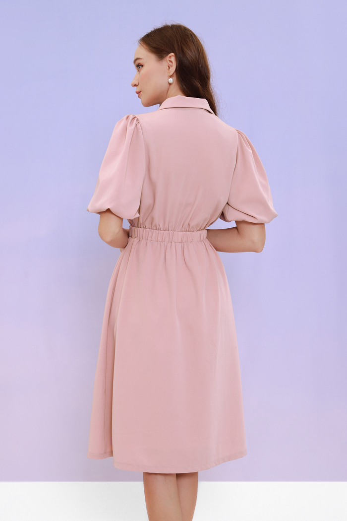 Đầm midi cổ sơmi nhấn tay