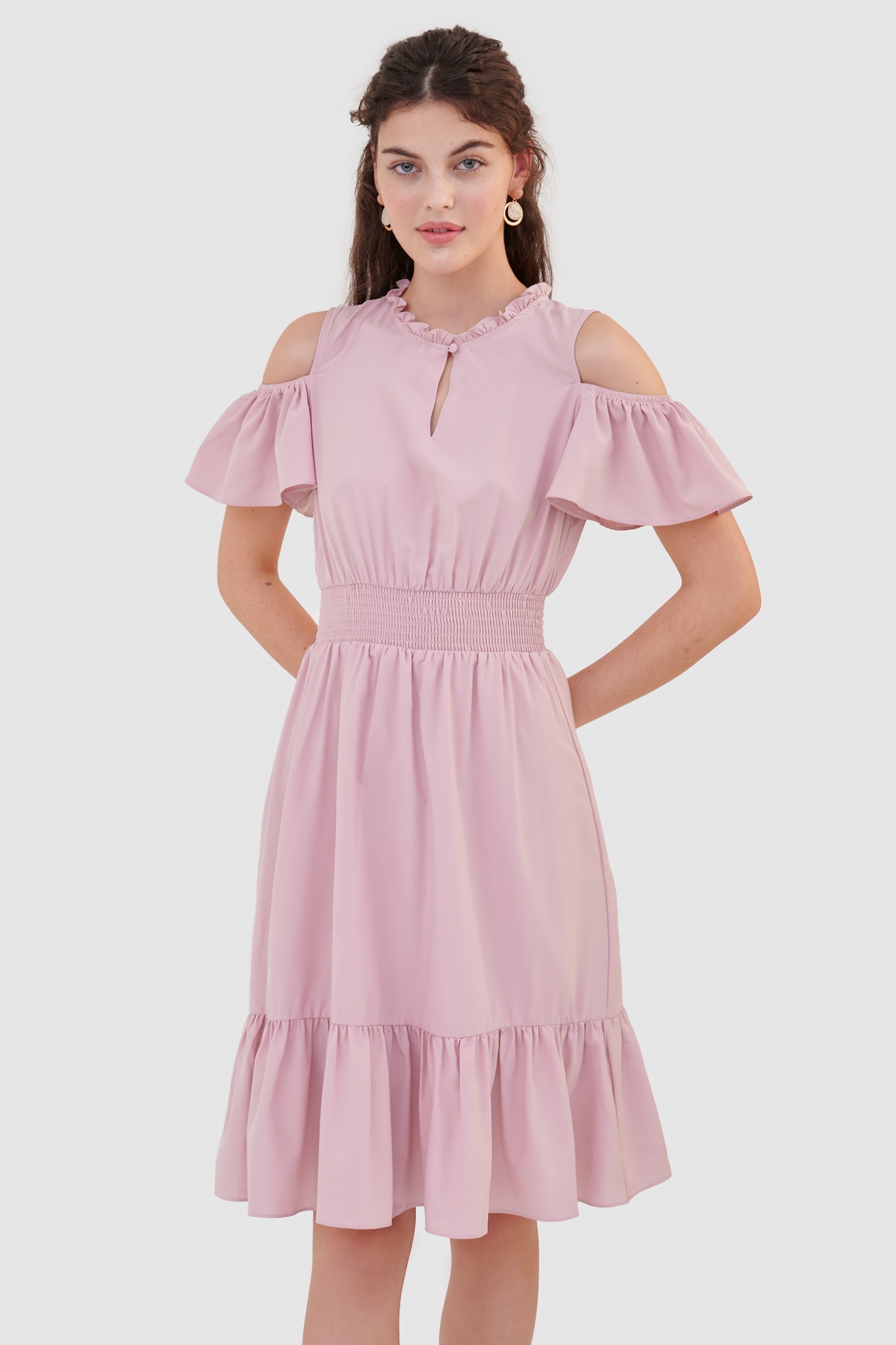 Đầm cutout vai smocking eo