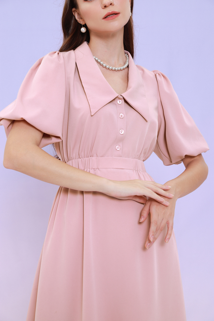 Đầm midi cổ sơmi nhấn tay