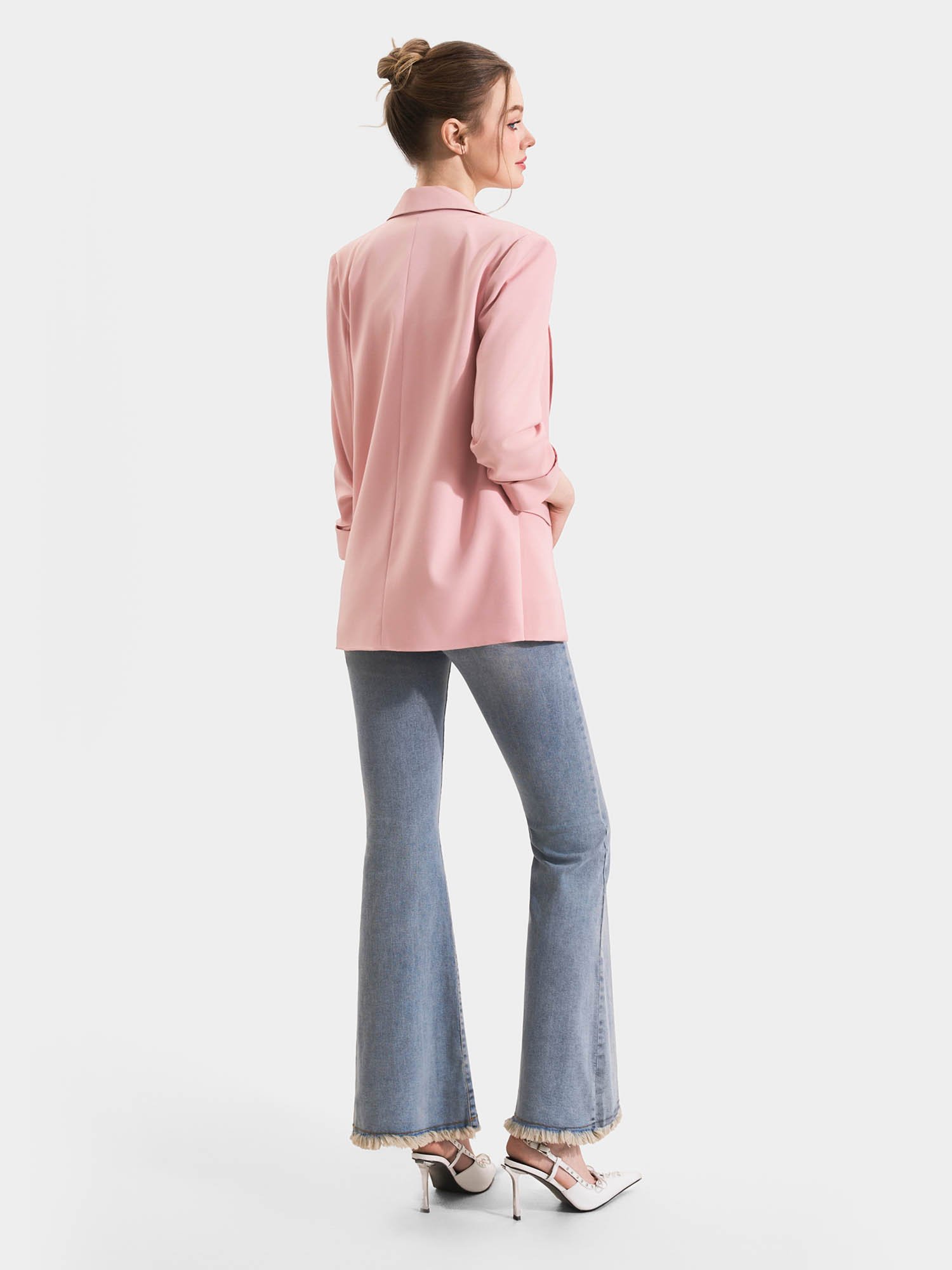 Áo blazer nhún xắn tay cách điệu