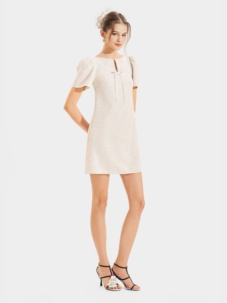  Đầm tweed form suông tay ngắn cổ V đính nơ 