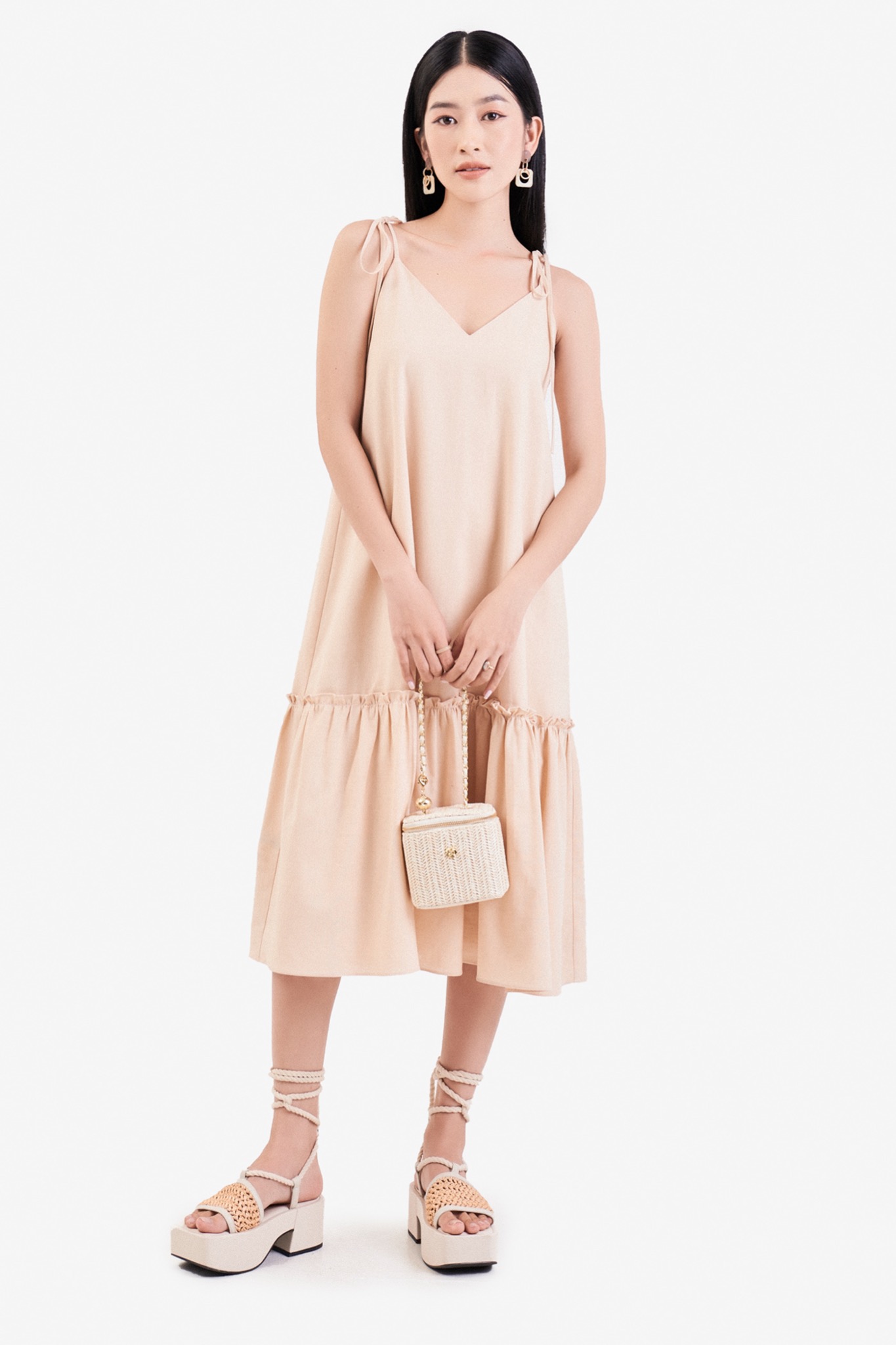 Đầm linen midi 2 dây xẻ V