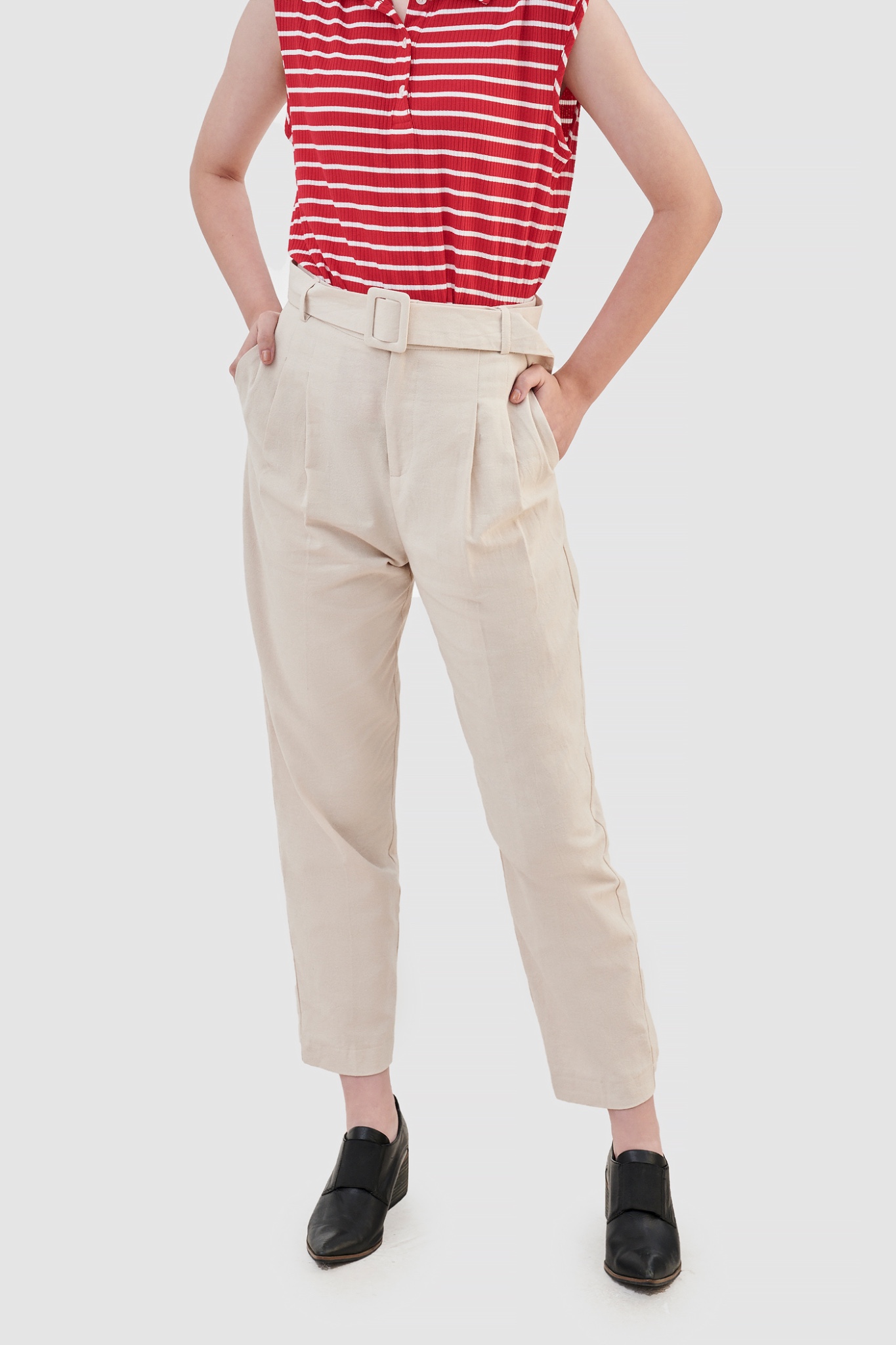 Quần tây form baggy kèm nịt