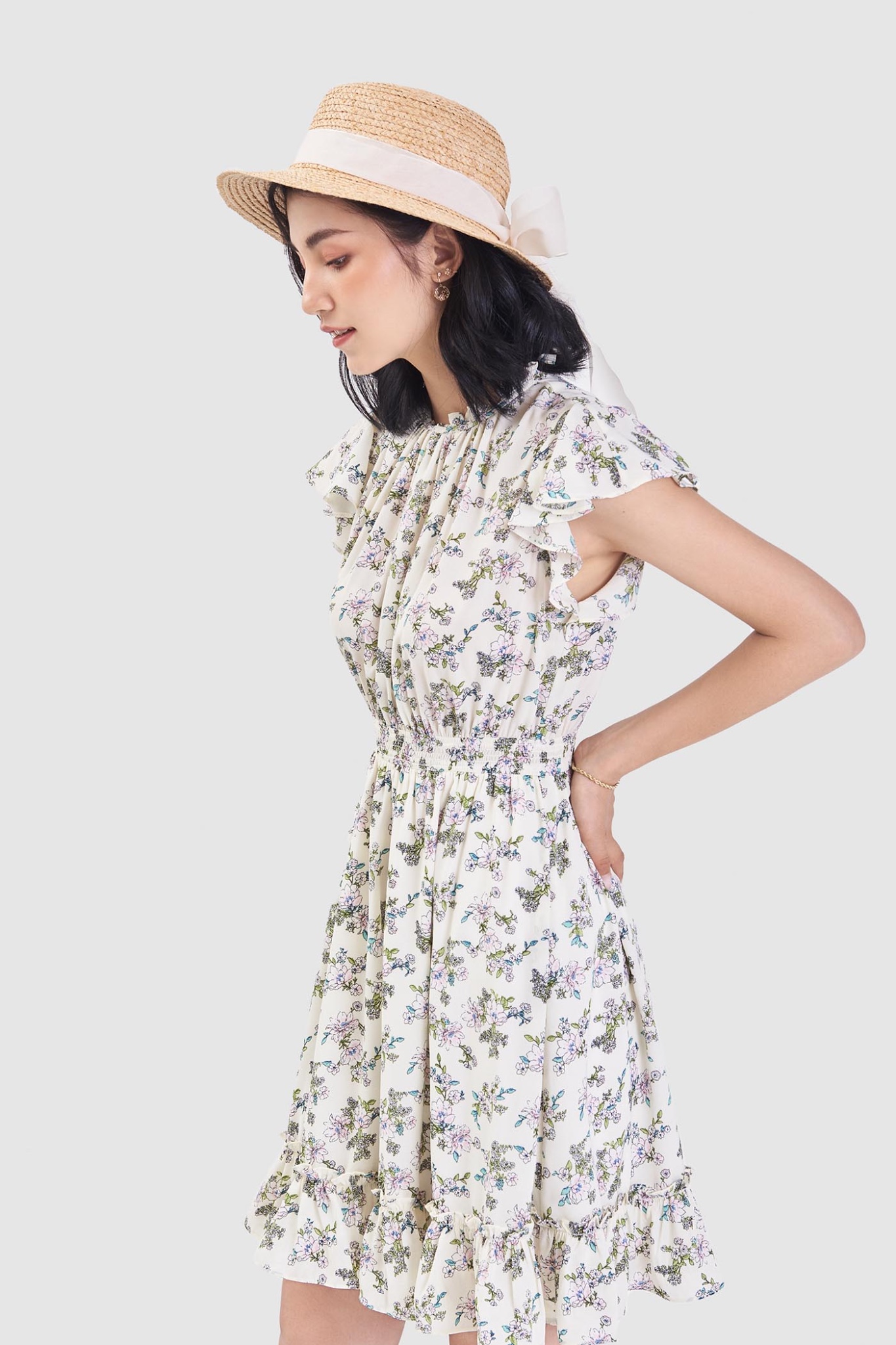 Đầm tay bèo con nhấn smocking eo