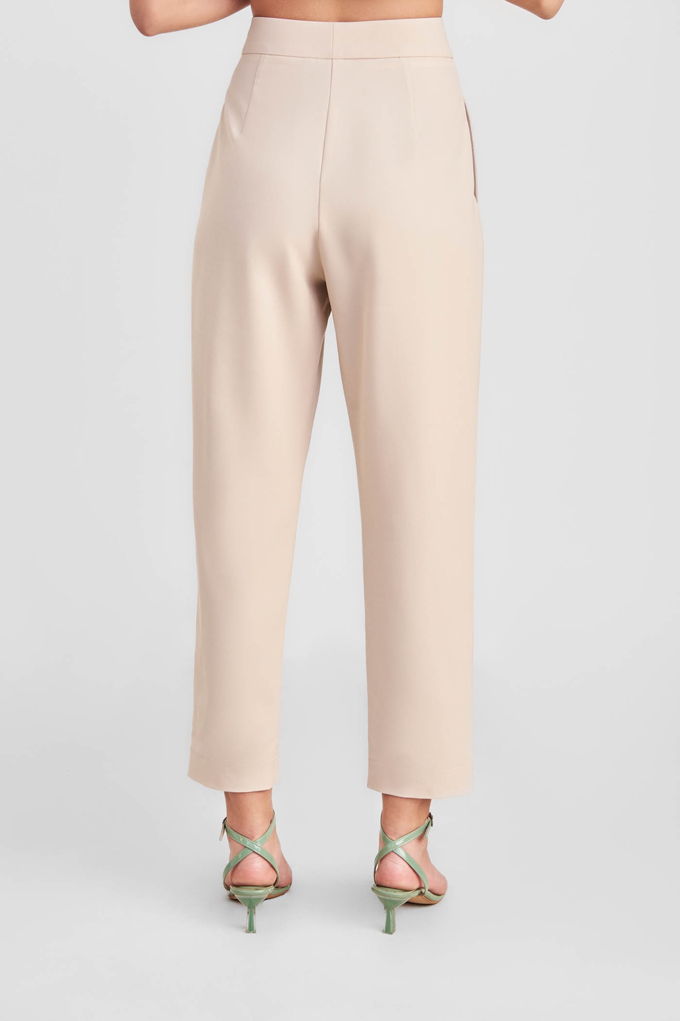 Quần form baggy 4 ly lưng kiểu