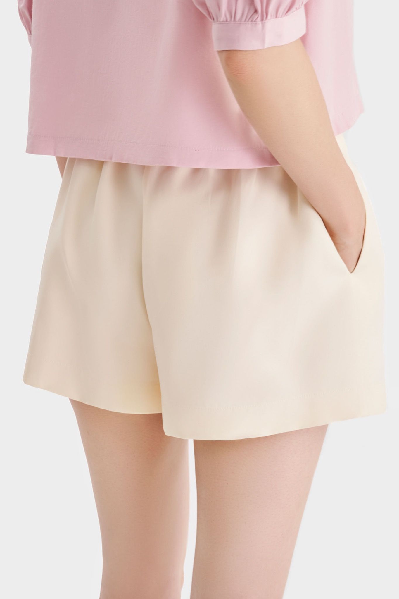  Quần short cơ bản lưng thun 