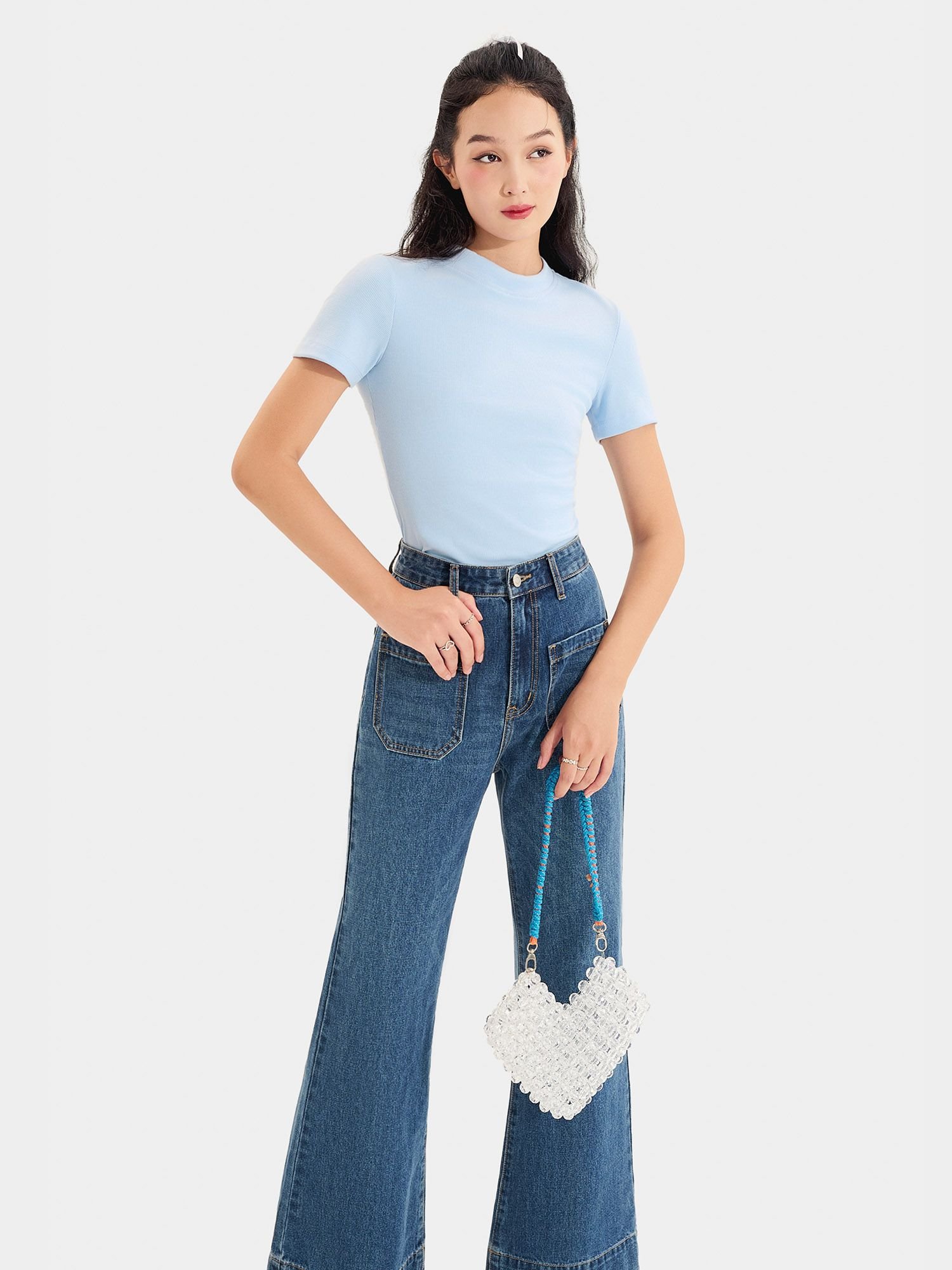  Áo Thun gân form ôm tay ngắn 