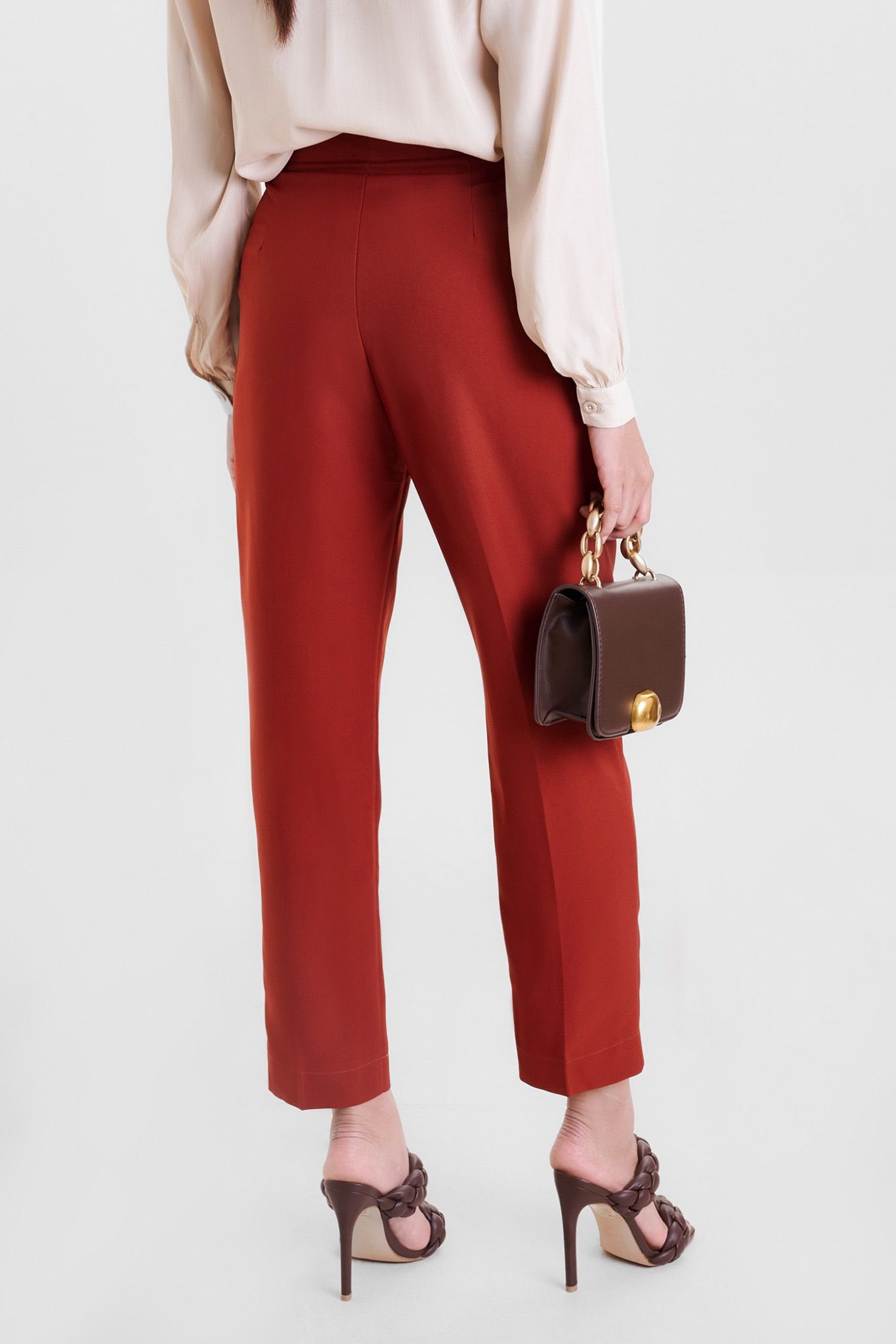  Quần form baggy xếp 4 ly 