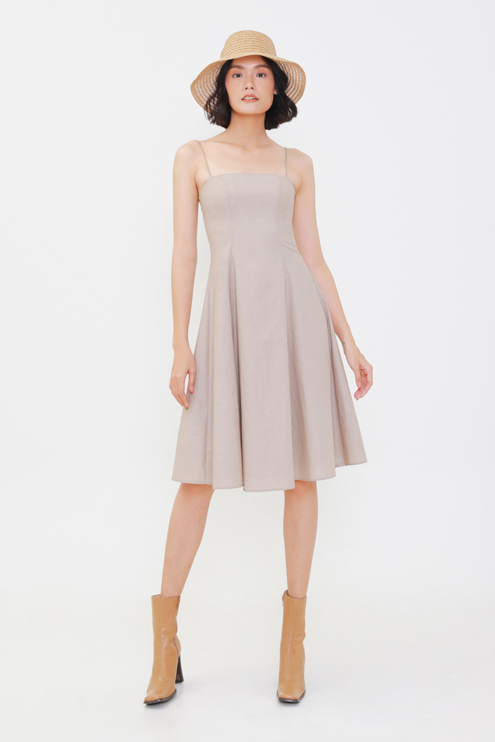 Đầm 2 dây linen mỏng