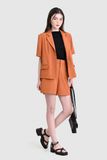  Áo blazer kiểu tay ngắn 3 nút trước 