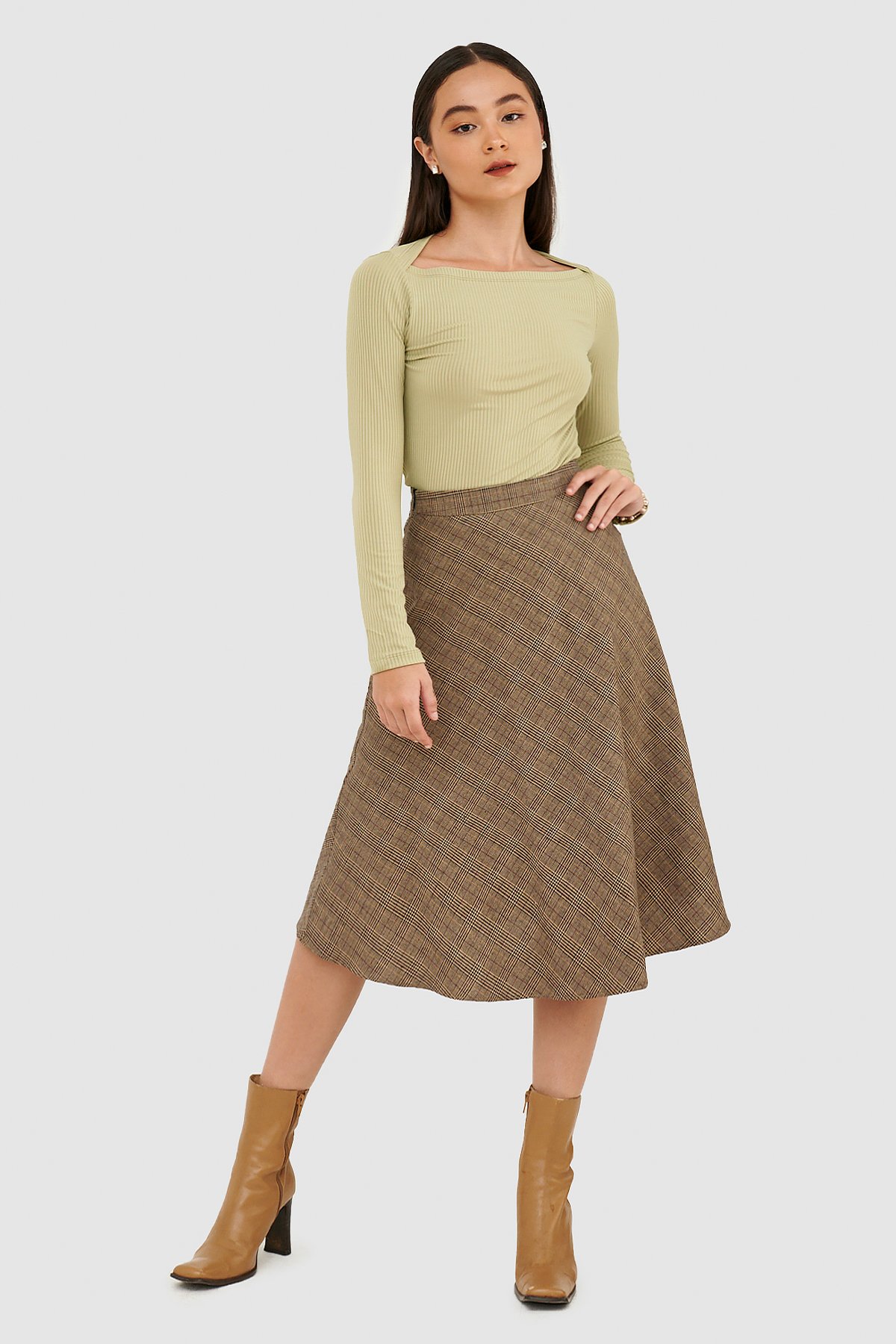 Váy midi form basic fw10