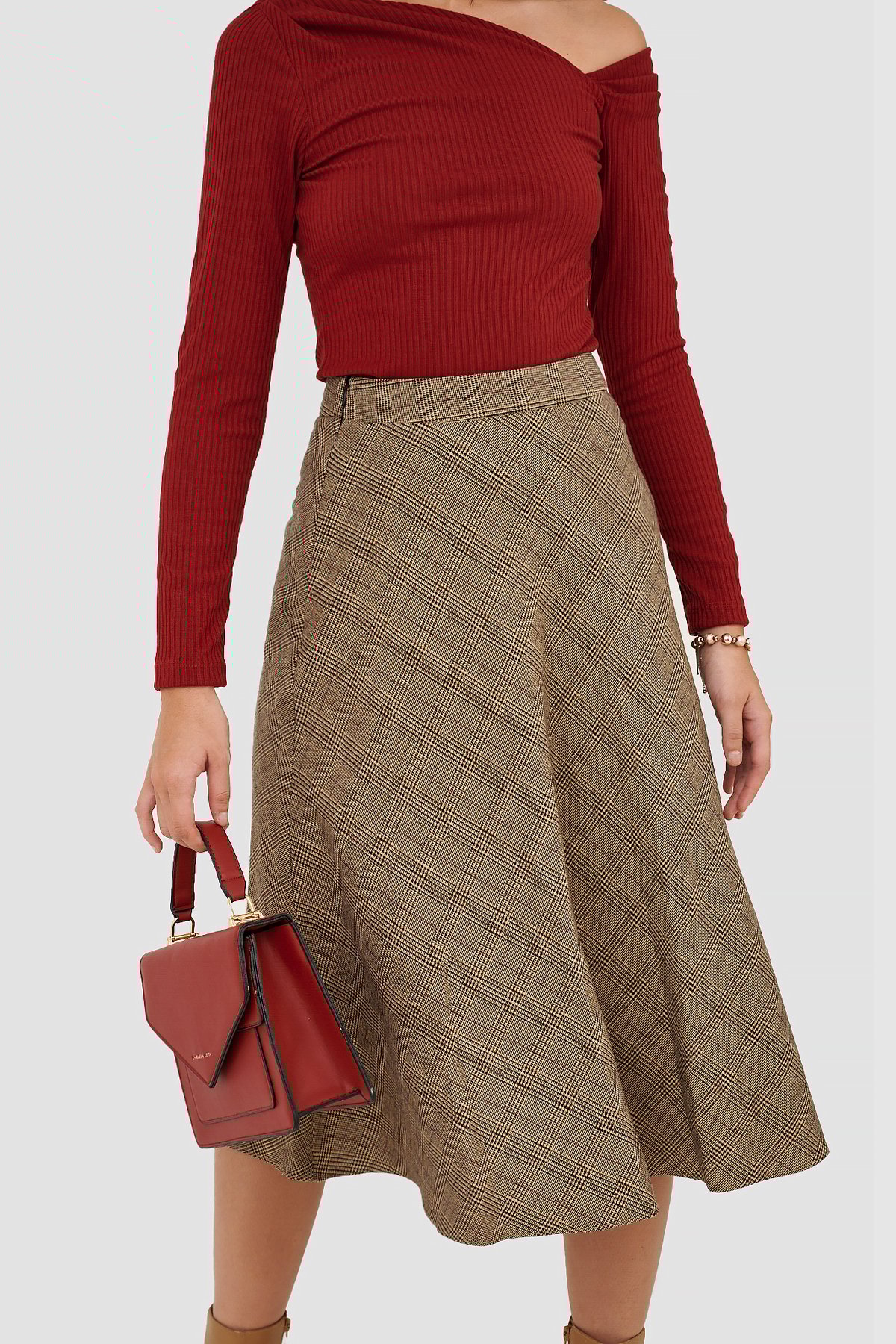 Váy midi form basic fw10