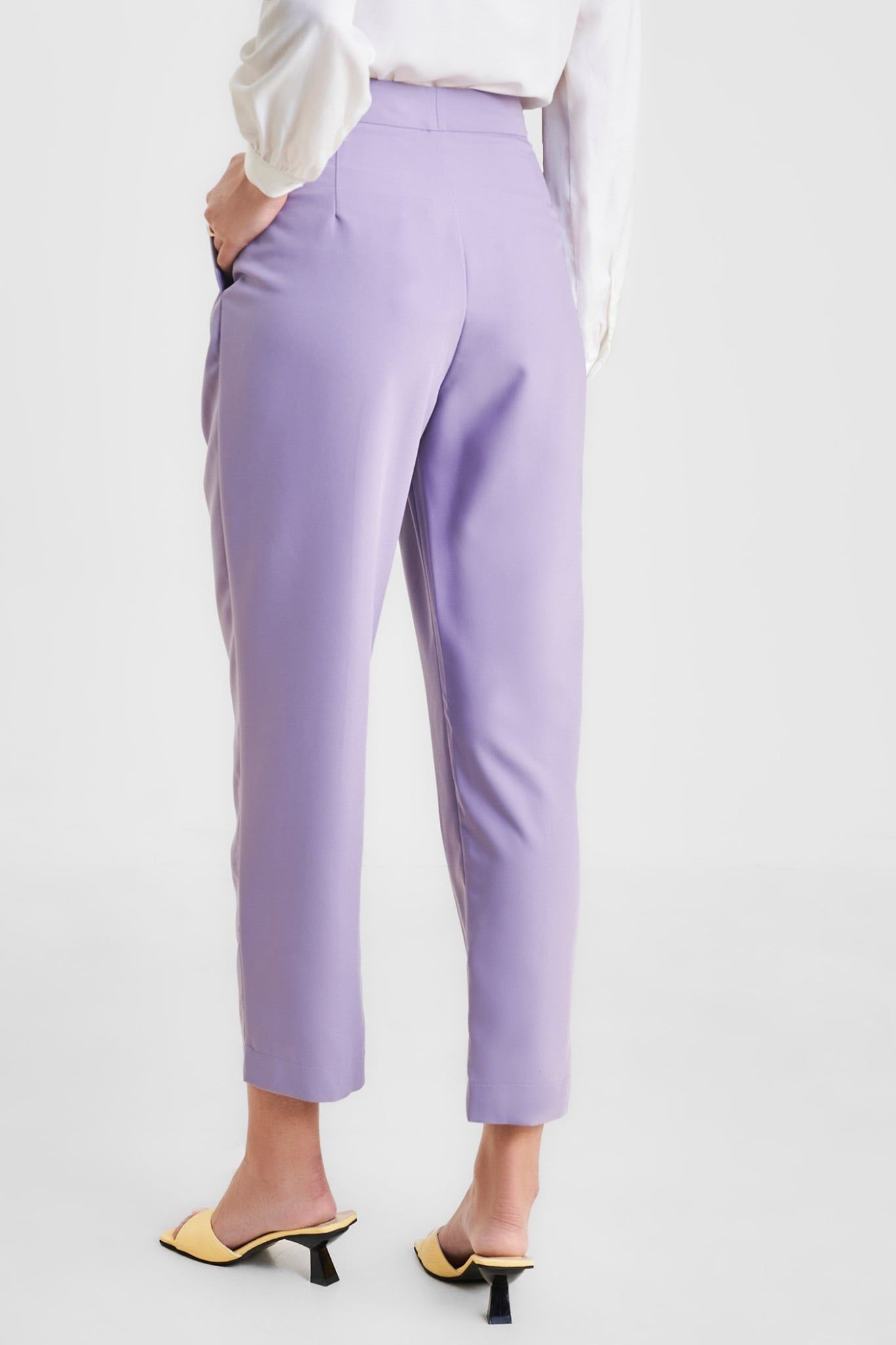 Quần form baggy xếp 4 ly 