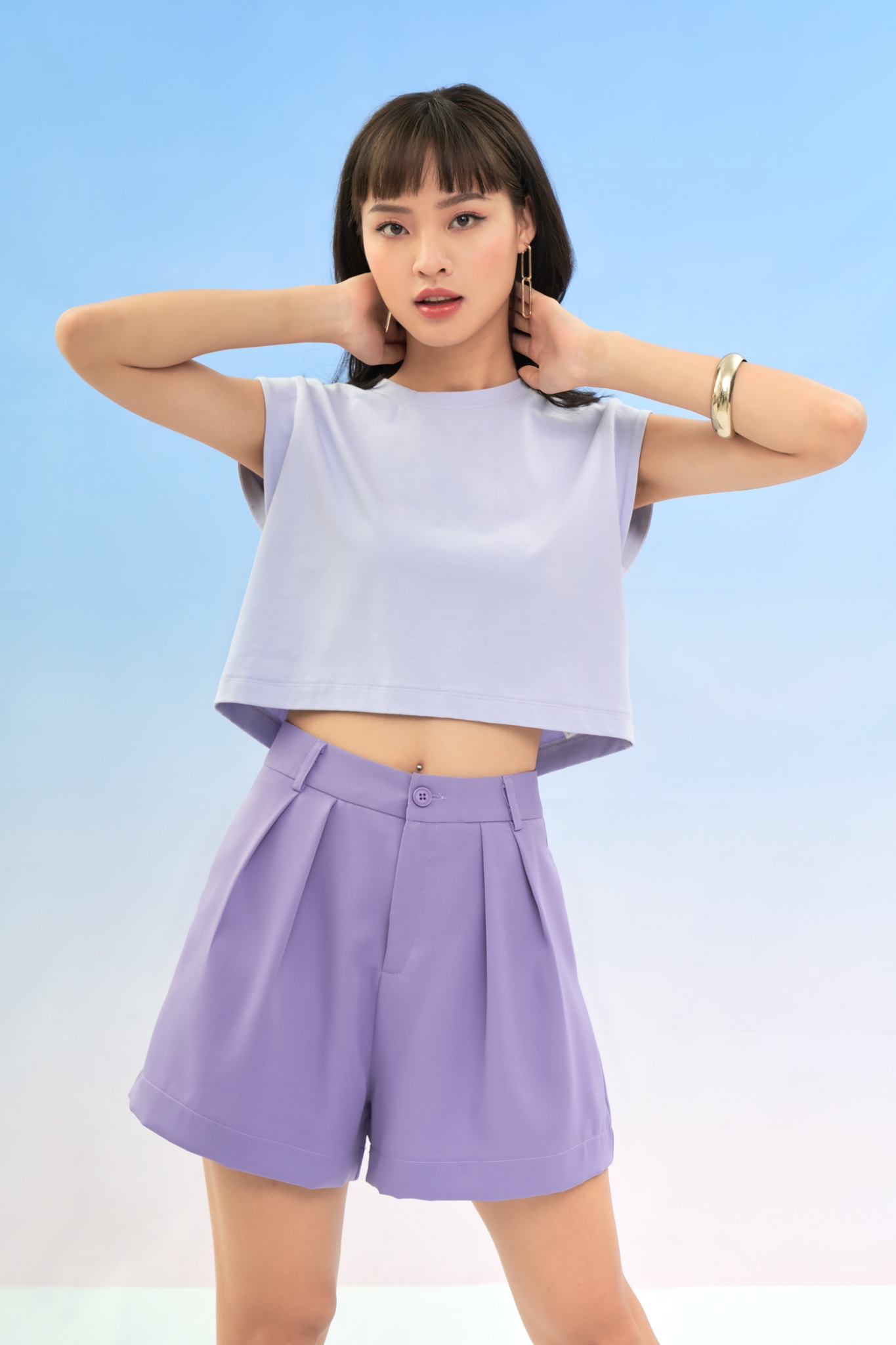  Áo thun crop top tay con 