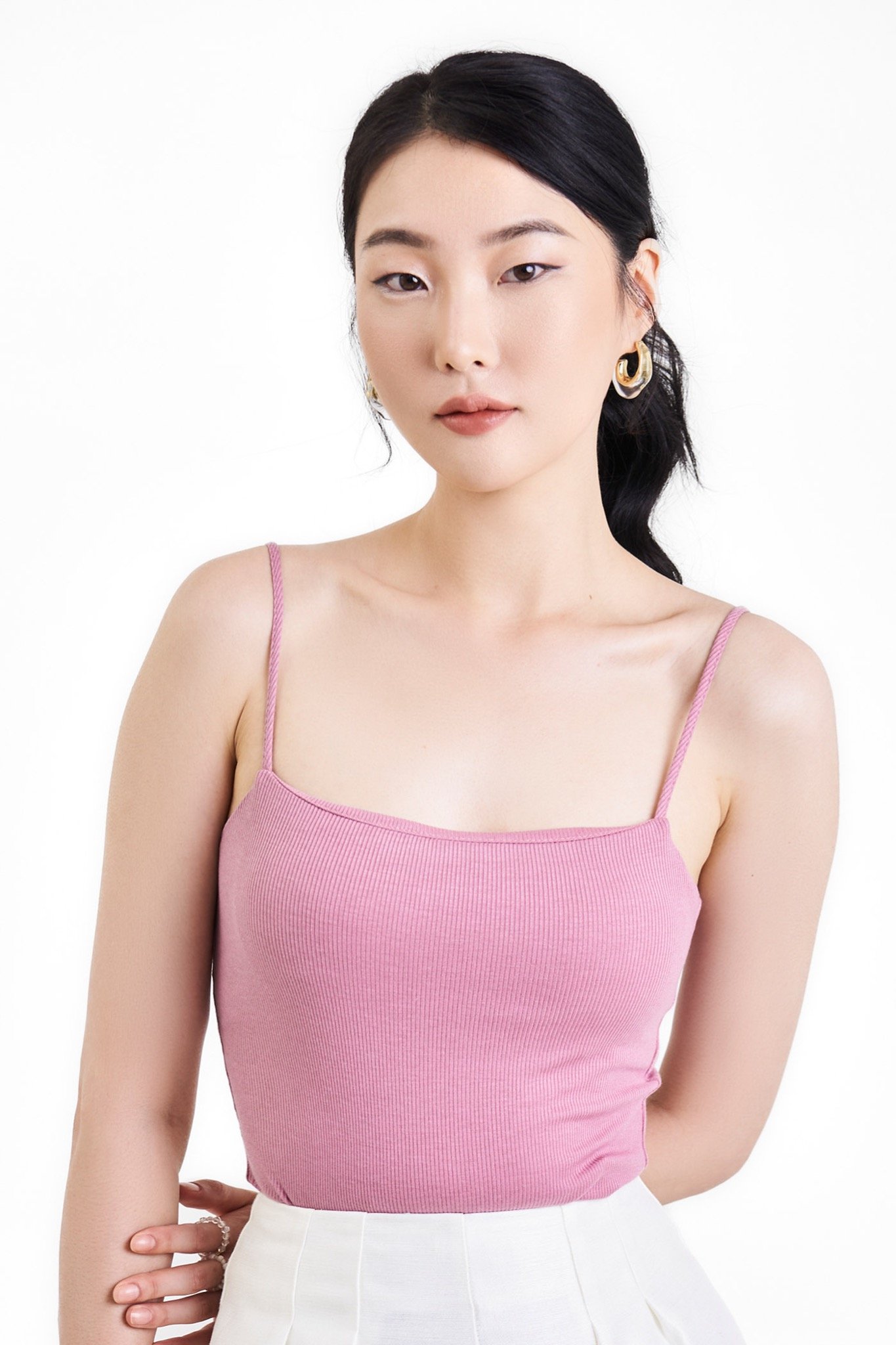 Áo thun ôm 2 dây cơ bản