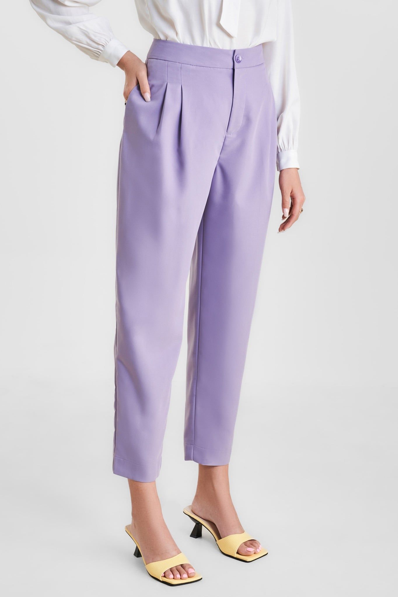  Quần form baggy xếp 4 ly 