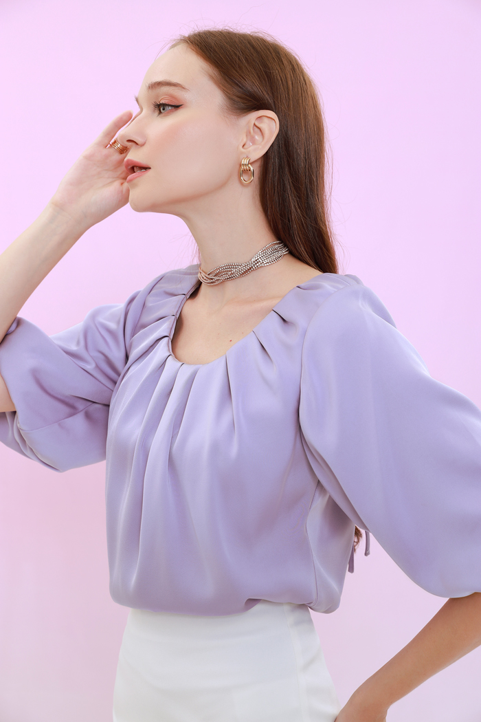 Áo cổ xếp tay phồng satin
