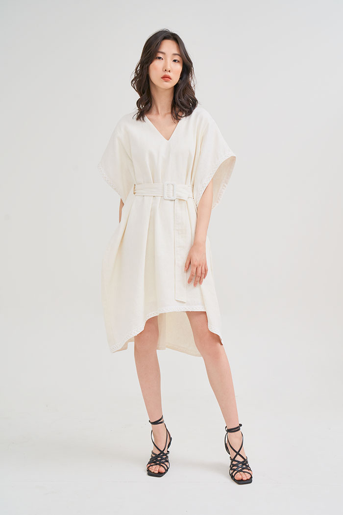 Đầm linen viền ren oversize thắt nịch