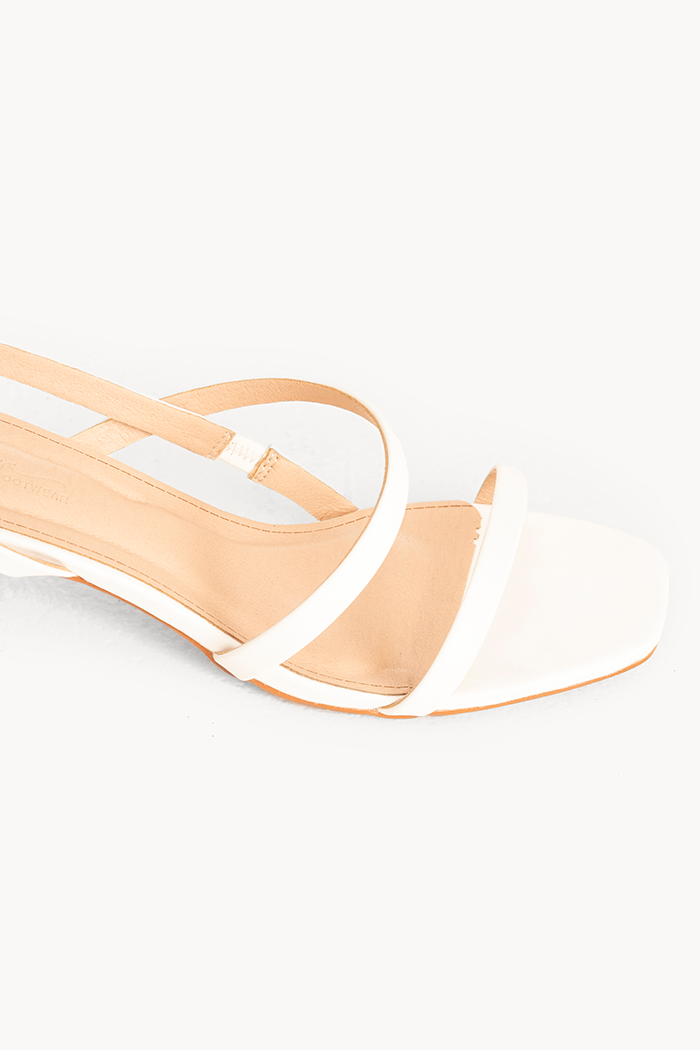 Giày strappy sandals