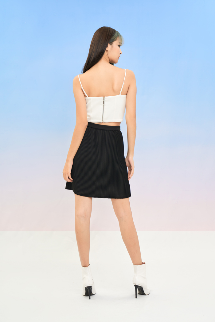 Áo crop top 2 dây cúp ngực