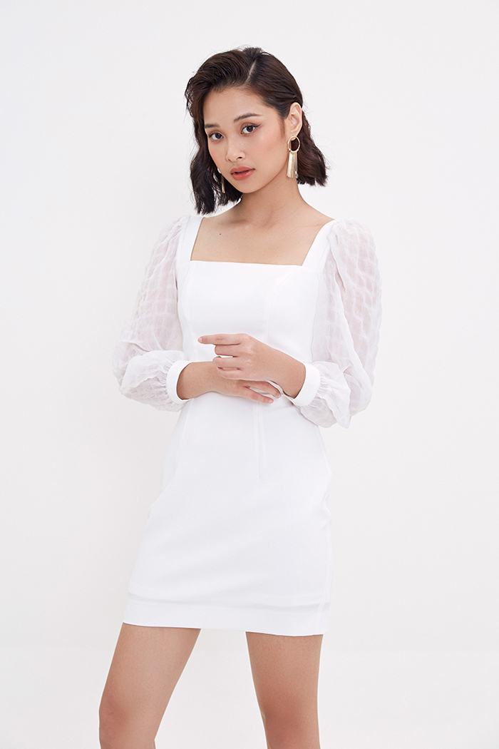 Đầm cổ vuông tay lở xốp