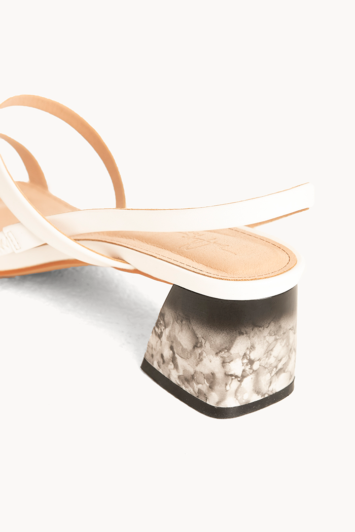 Giày strappy sandals