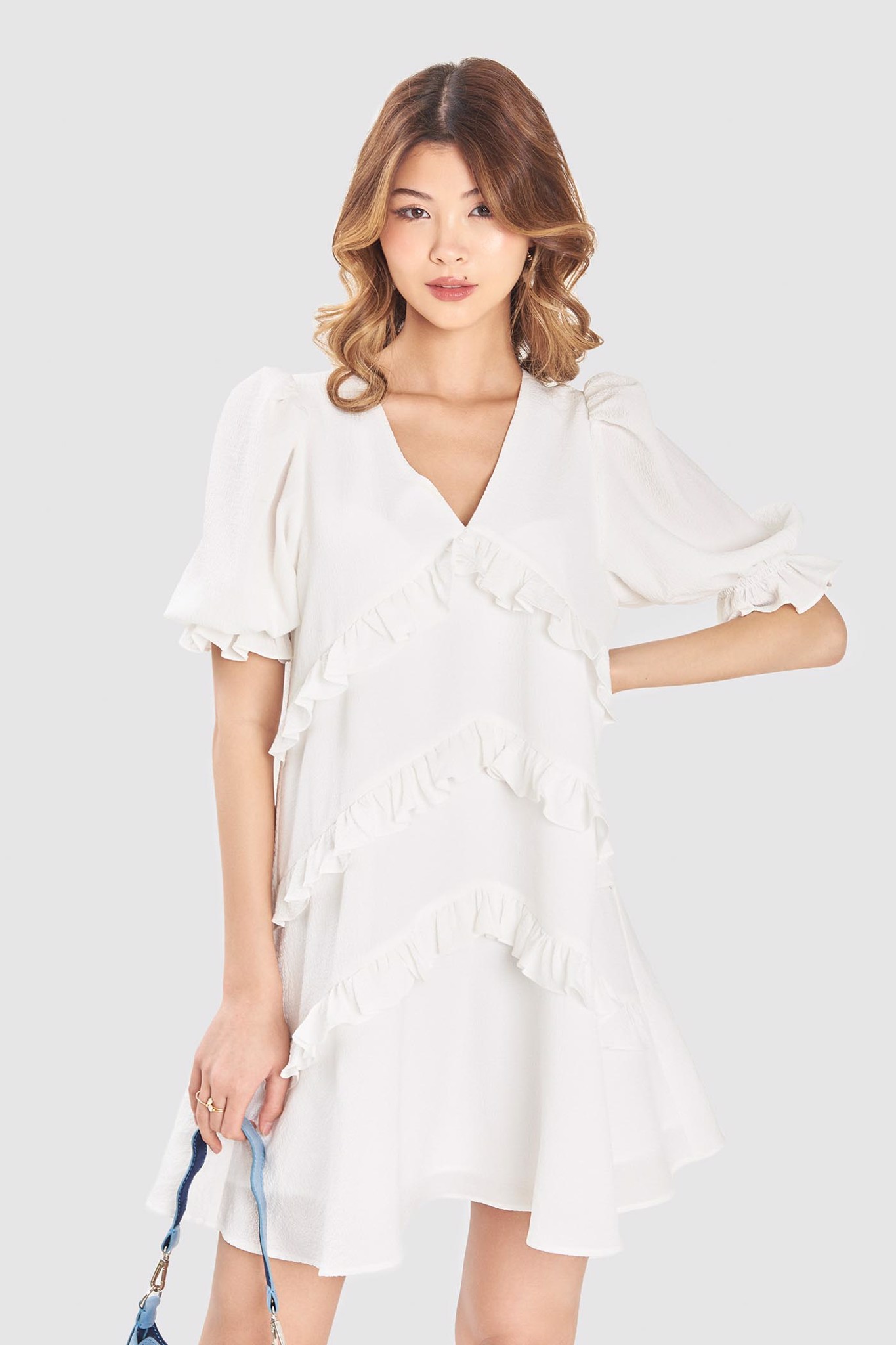 Đầm form suông xốp nhấn bèo