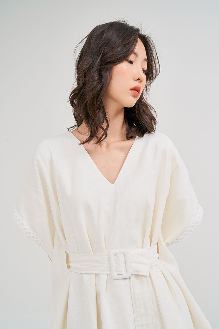 Đầm linen viền ren oversize thắt nịch