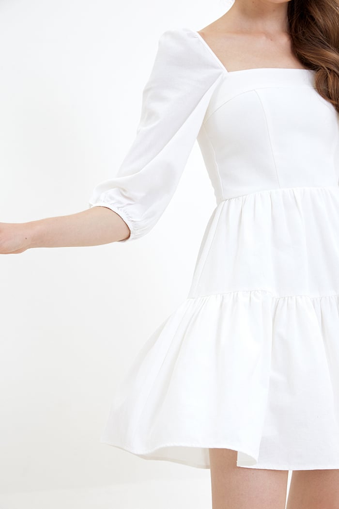 Đầm linen cổ vuông tay lở
