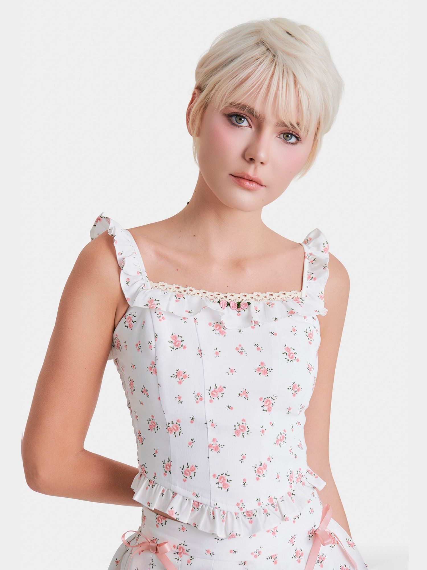  Áo croptop kaki hoa 2 dây phối ren ngực smocking lưng 