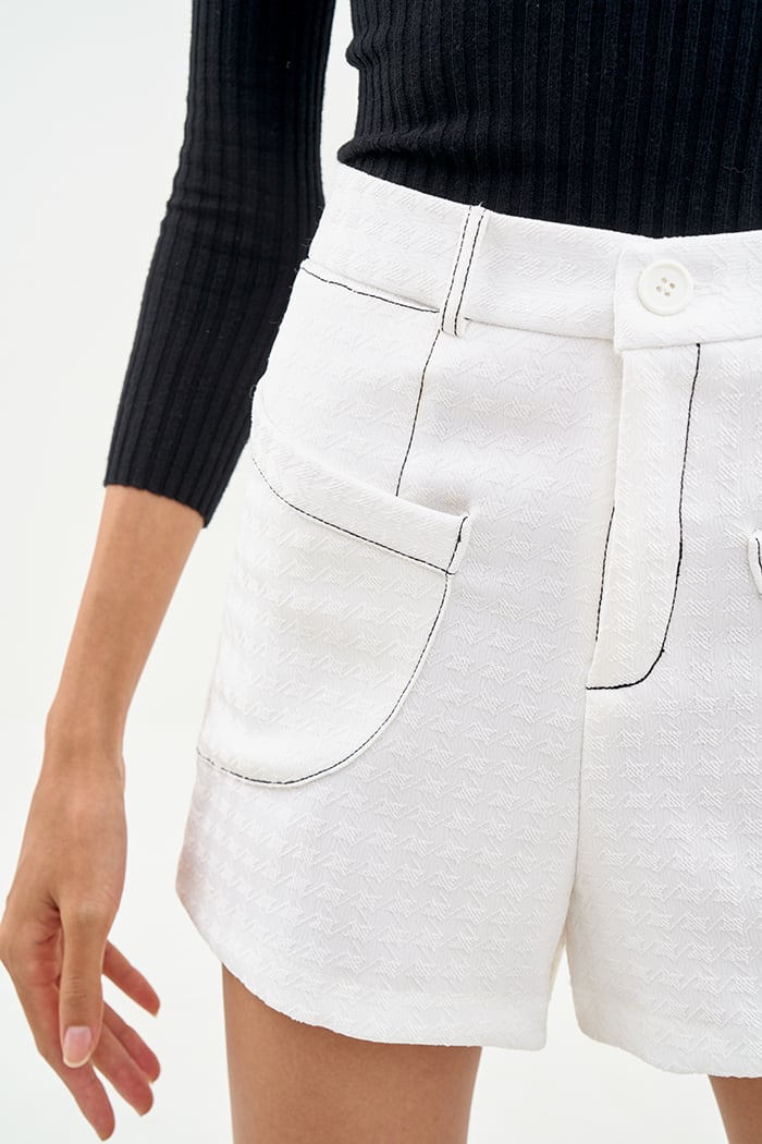Quần short bố diễu chỉ nổi túi kiểu
