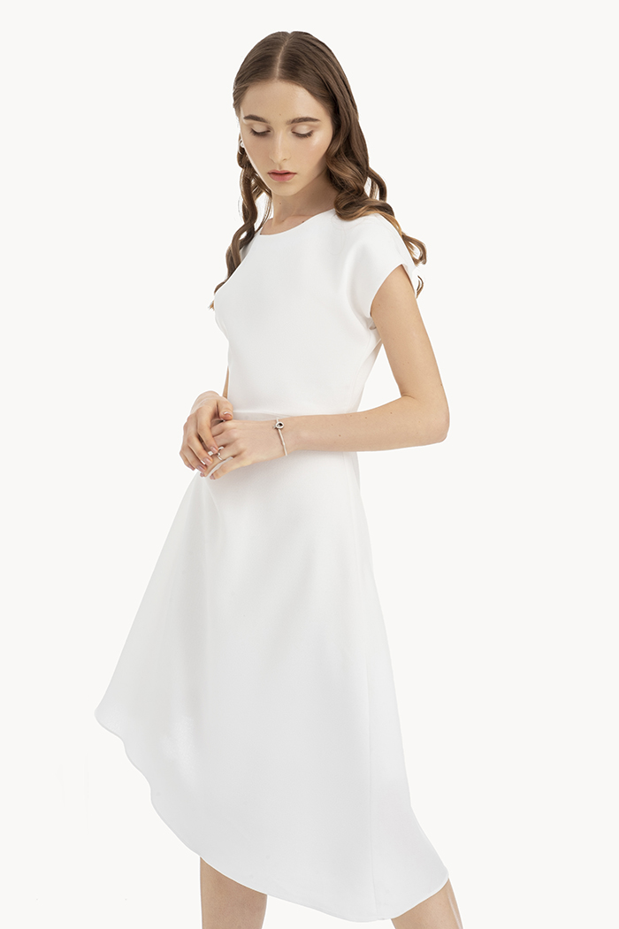 Đầm midi tay liền xếp li cài kim hông
