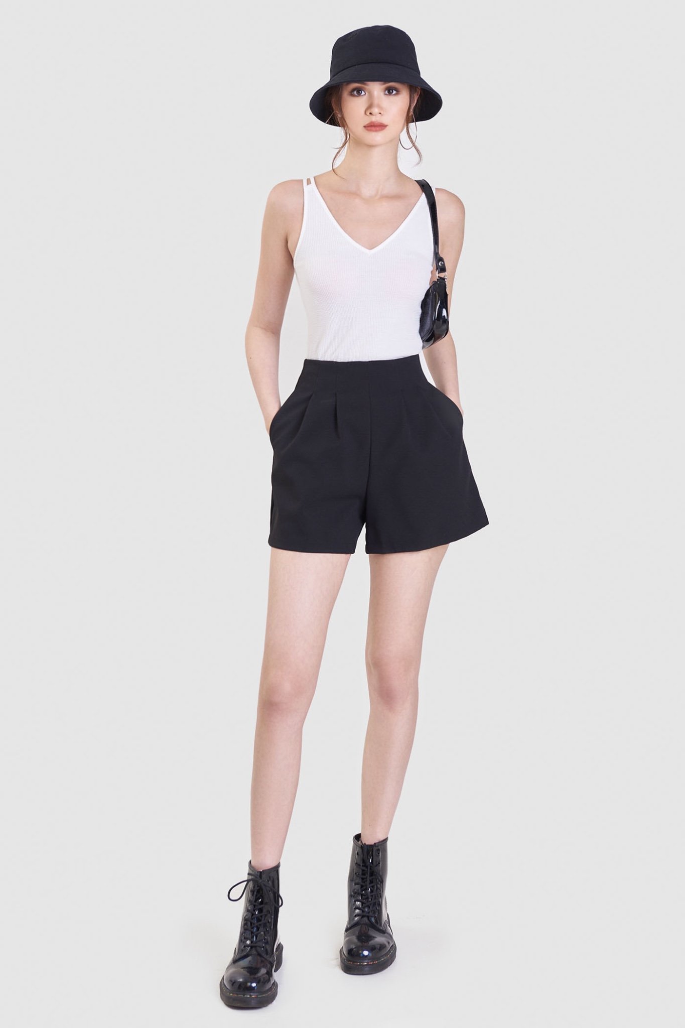 Áo thun knit tanktop cổ tim form ôm