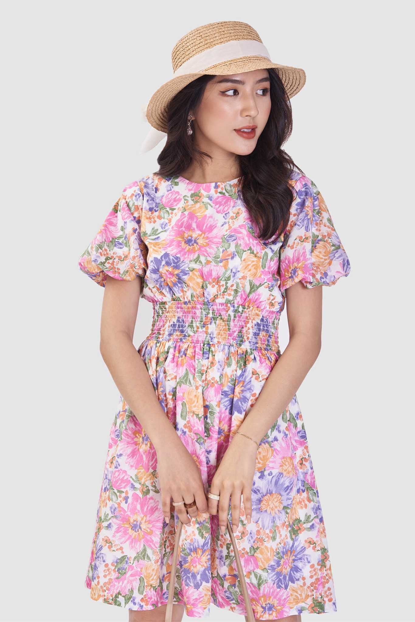 Đầm họa tiết hoa smocking eo thắt nơ lưng